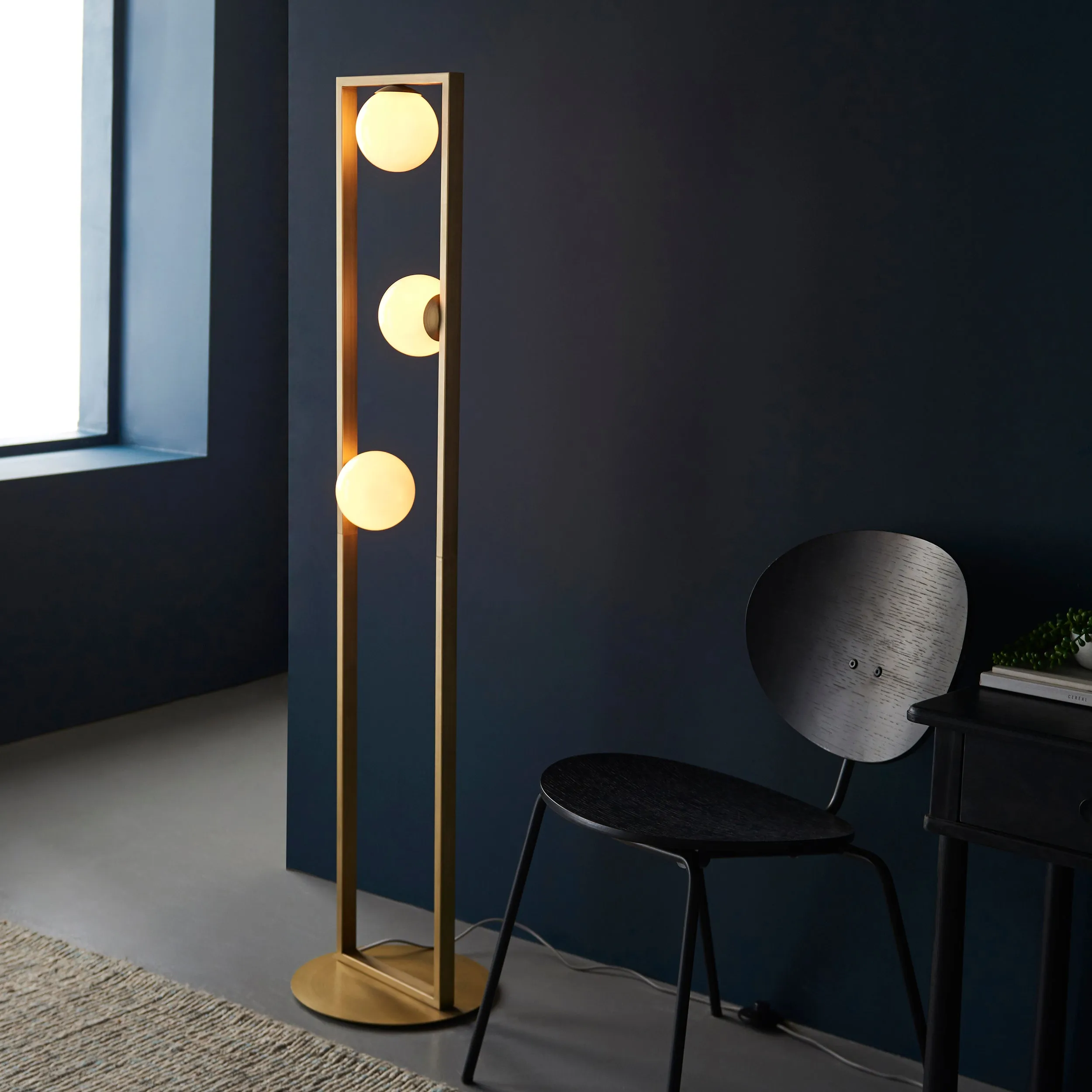 Amos Matisse Floor Lamp Brushed Gold