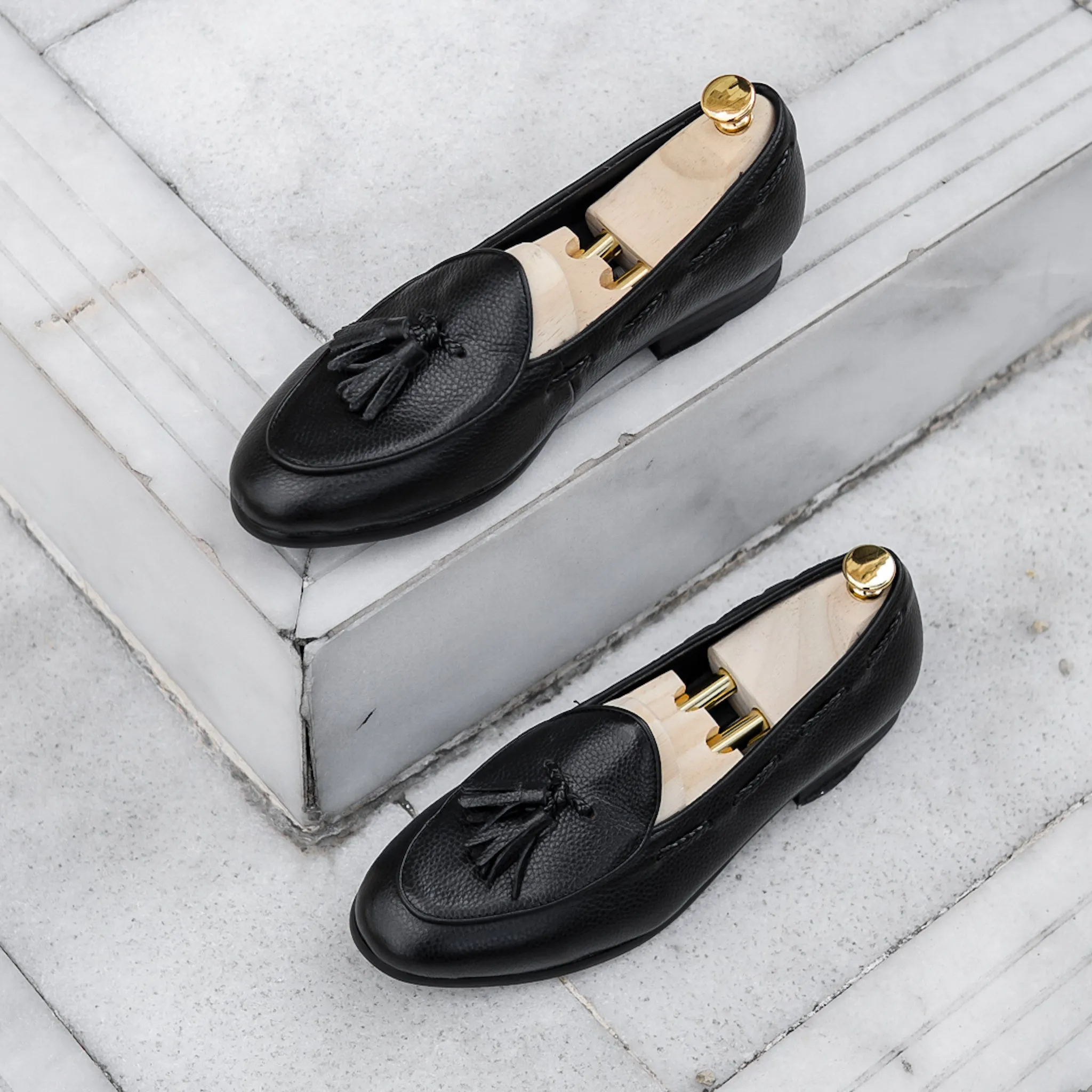 Belgian Loafer With Tassel - Black Pebble Grain Leather