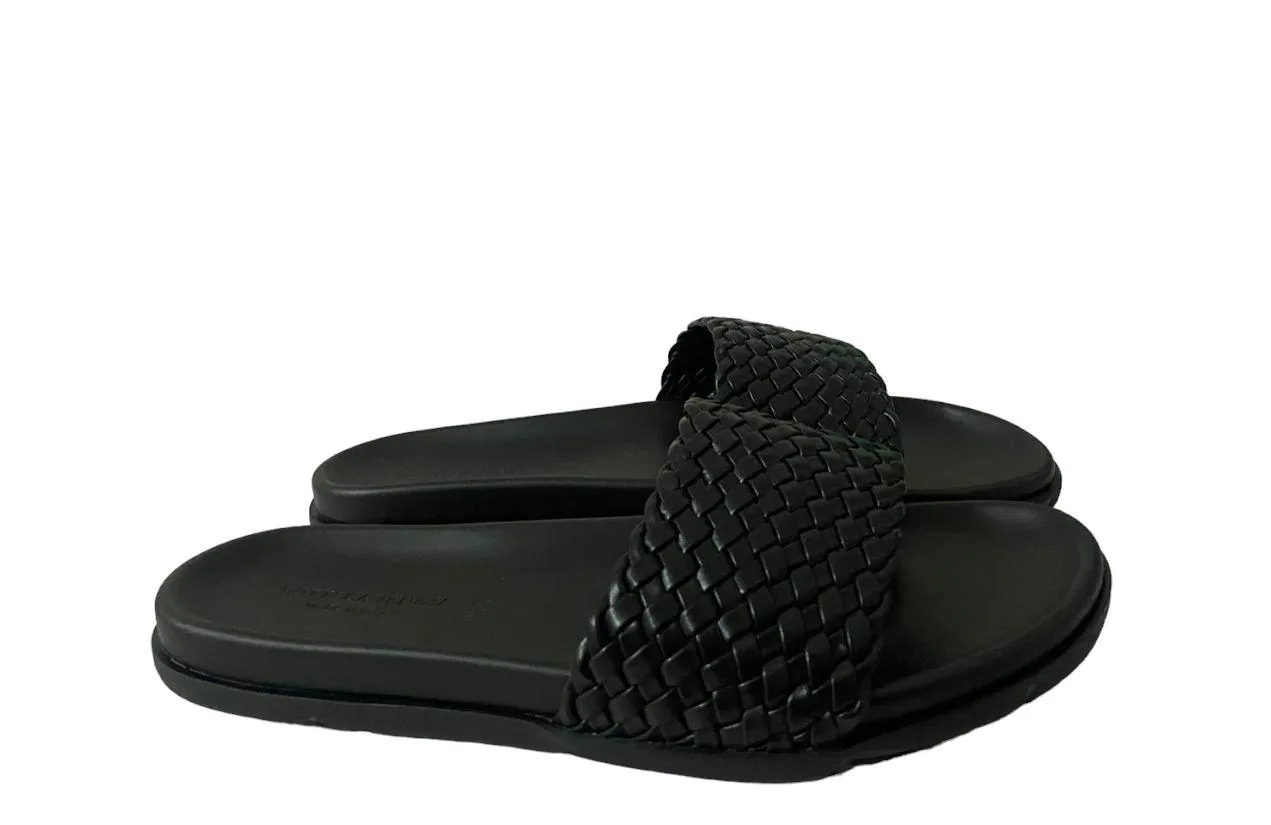 Bottega Veneta Woven Leather Designed Slippers