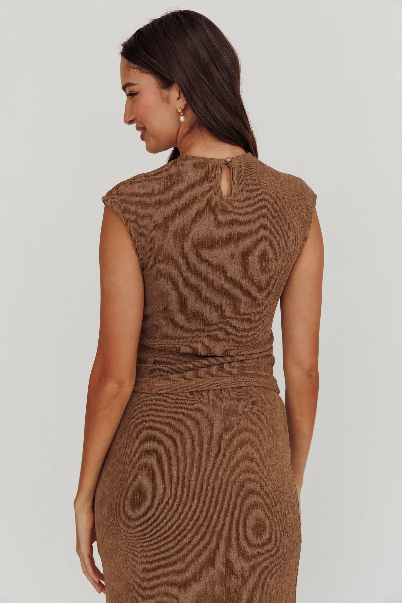 Calculated Cap Sleeve Ribbed Knit Top Brown