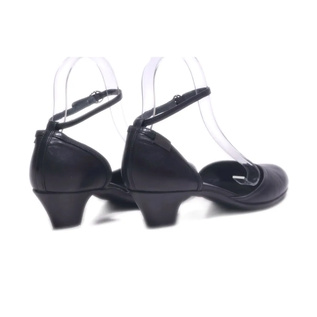 Camper Kitten Heels Canvas Black Colour For Women