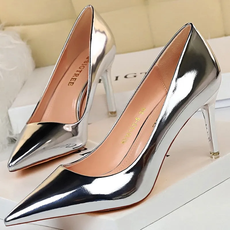 Graduation Gift Fashion Kitten Heels Patent Leather Woman Pumps Stiletto Heels 7.5 Cm 10.5cm High Heels Shoes Wedding Shoes Sexy Party Shoes