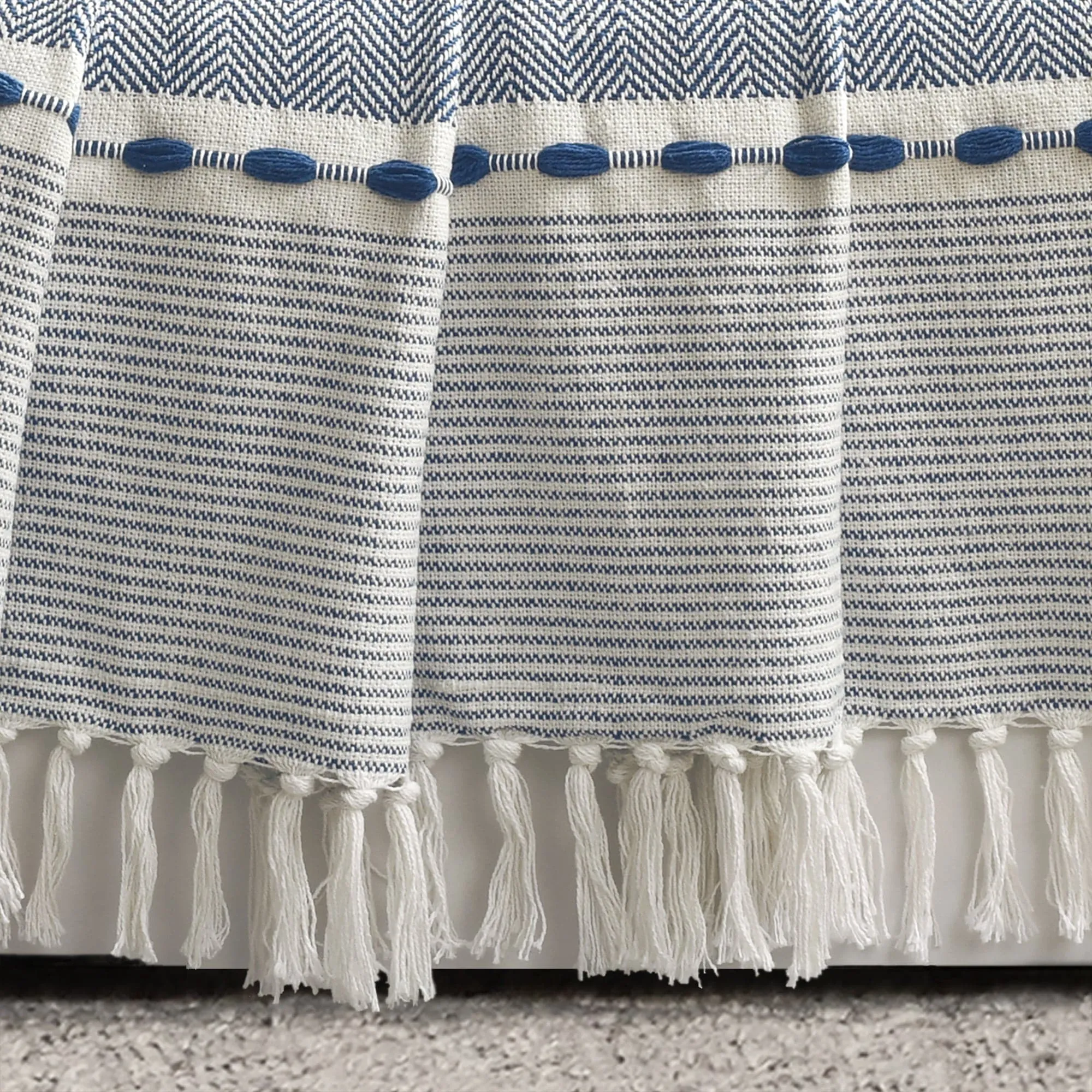 Herringbone Stripe Yarn Dyed Cotton Woven Tassel Throw