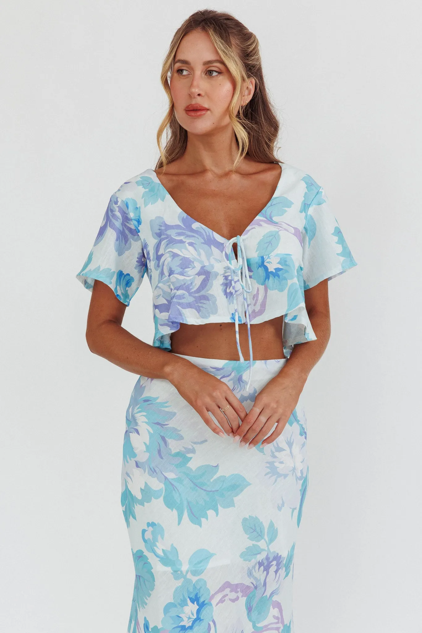 La Vie Tied Bust Crop Top Floral Blue