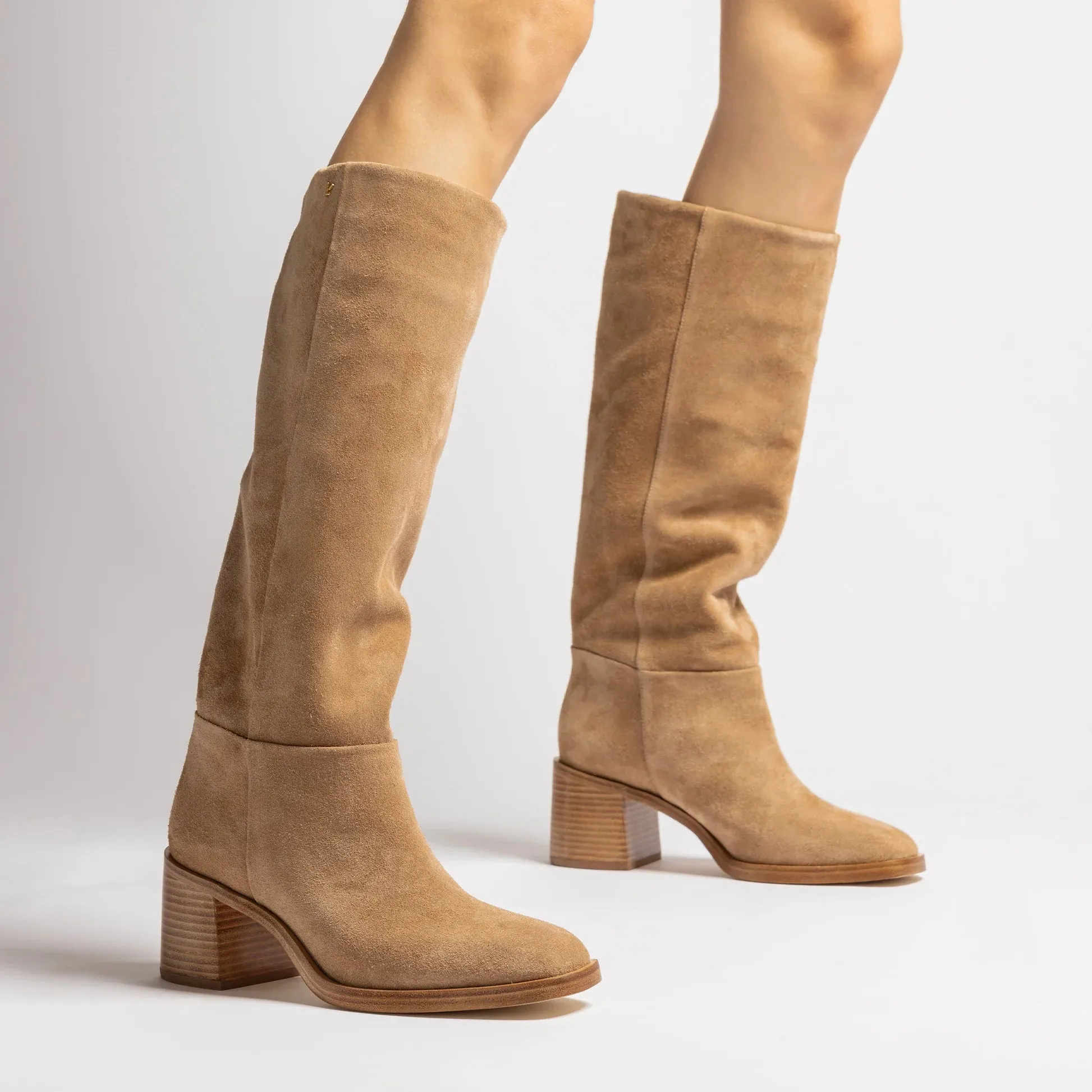 LARROUDÉ Ricky Boot In Peanut Suede