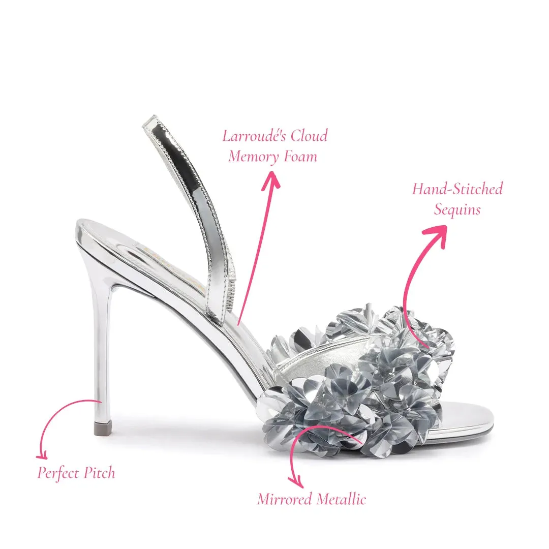 Larroude Morgan Sandal In Silver Specchio