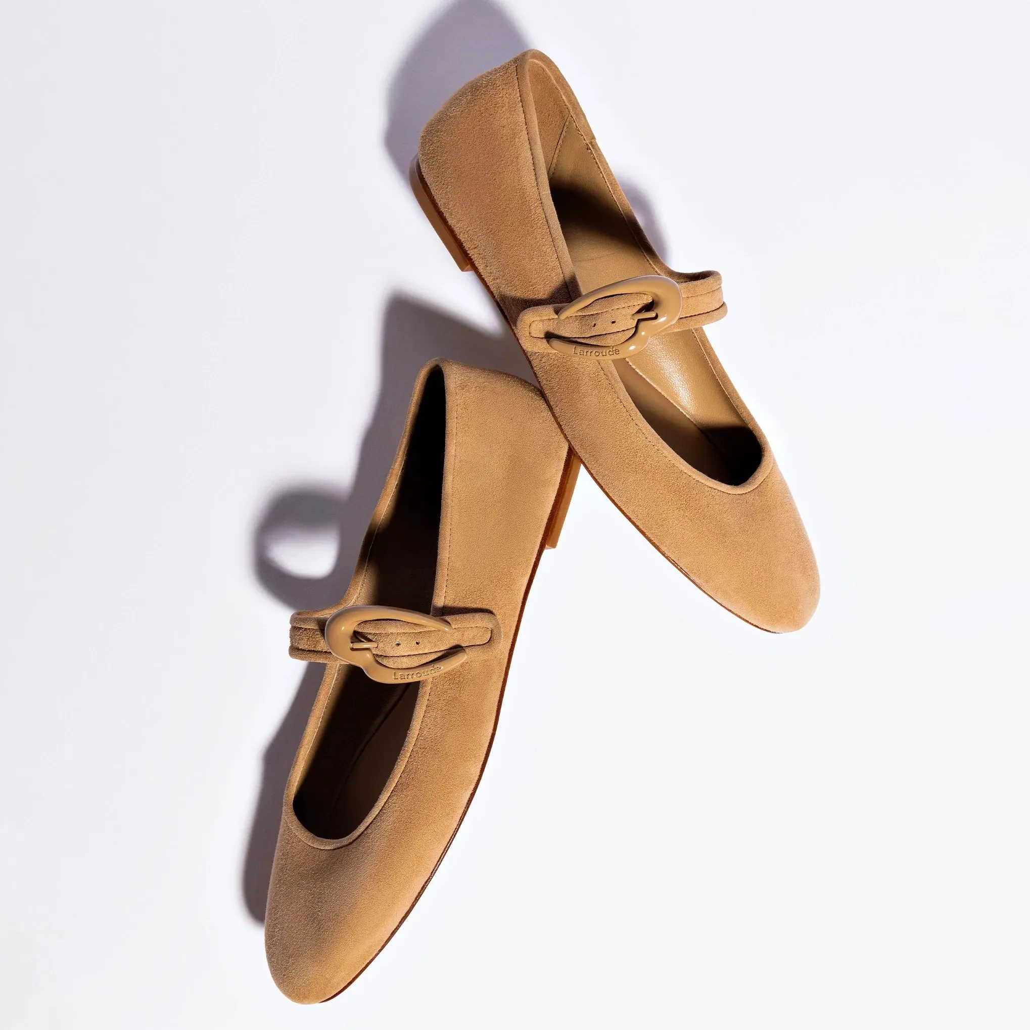 Larroude Verona Ballet Flat In Peanut Suede