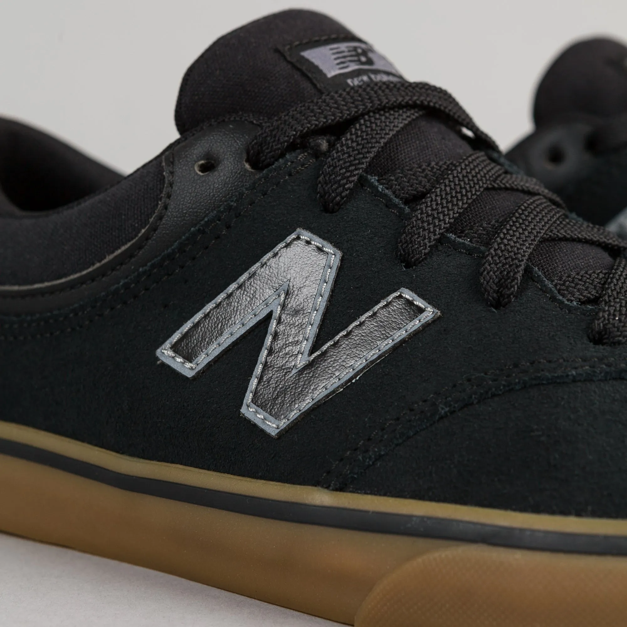 New Balance Numeric Quincy 254 Shoes - Black / Gum