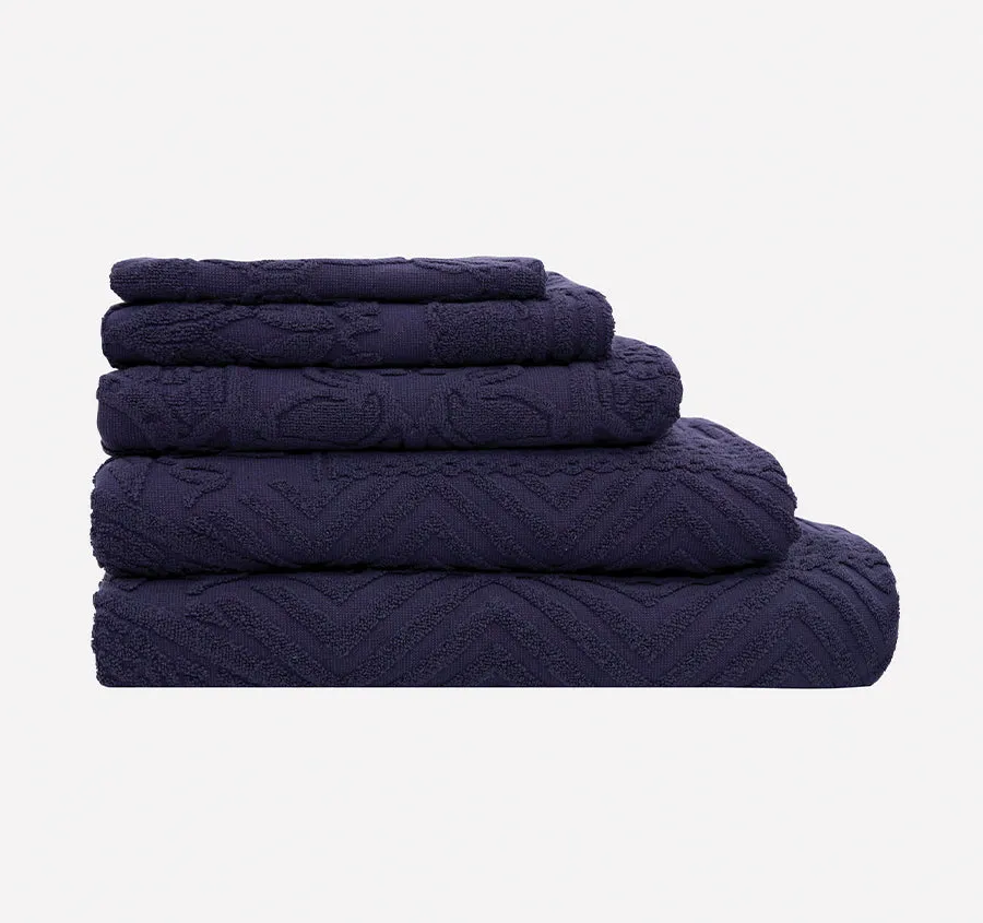 Palm Jacquard 620GSM Bath Towel Range Midnight