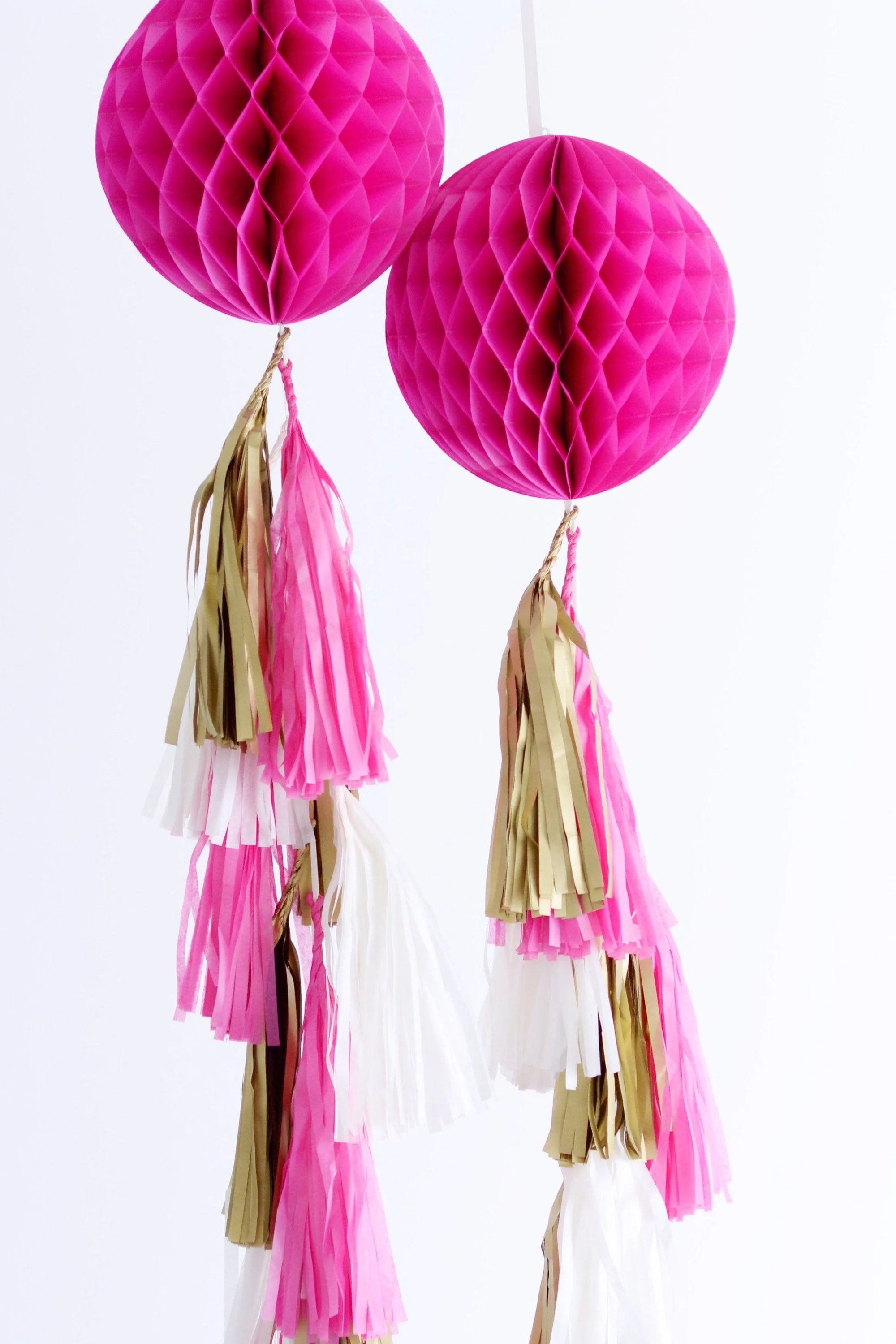 Paper Honeycomb ball with tassel tail - custom color