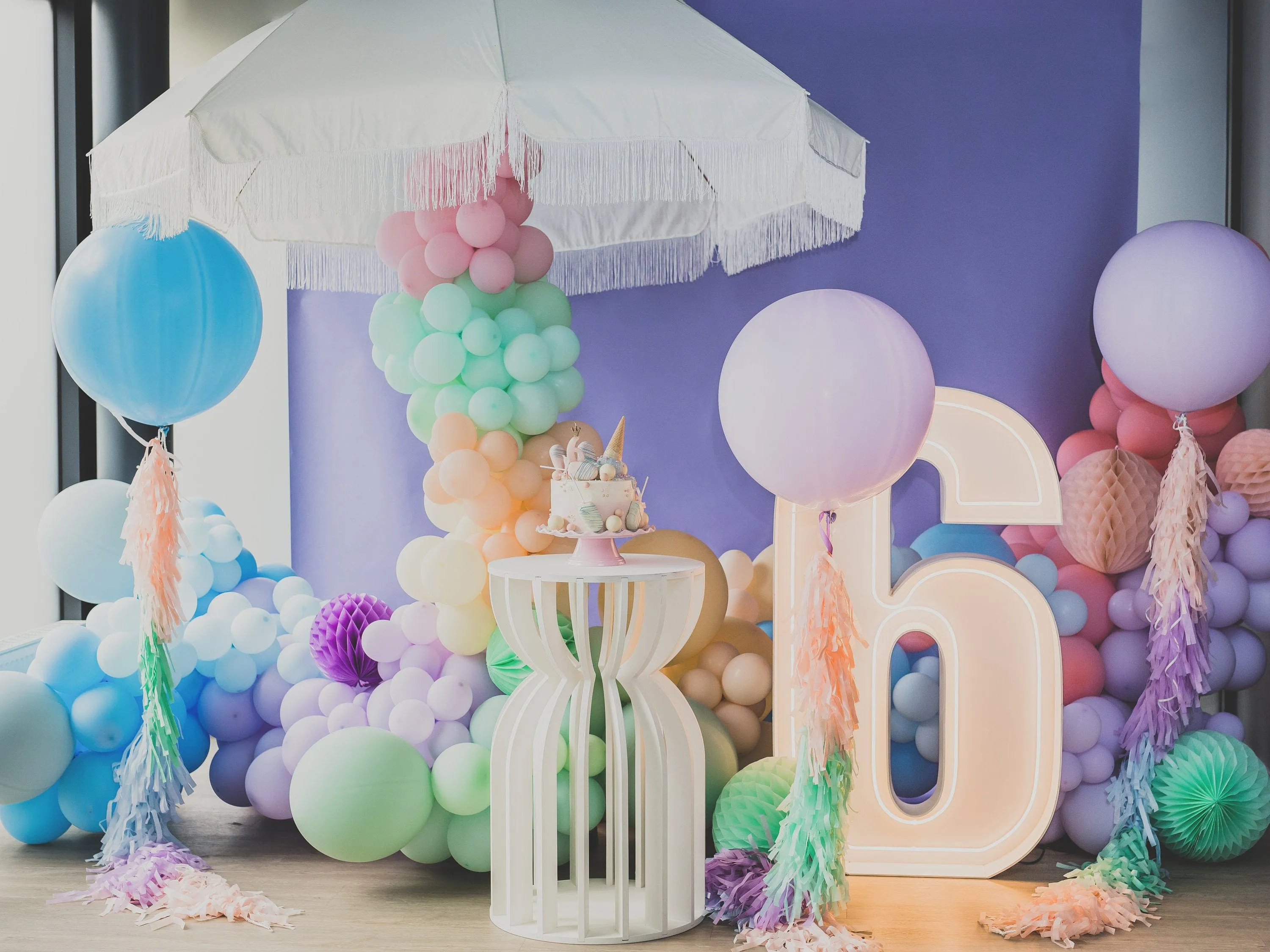 Paper tassel  balloon tail  | Giant balloon with tassel tail | baby shower, gender reveal, wedding, birthday party balloon decorations,