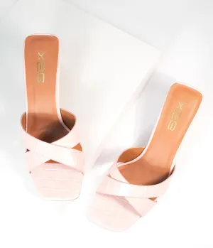 Retro Style Light Pink Embossed Crocodile Heels