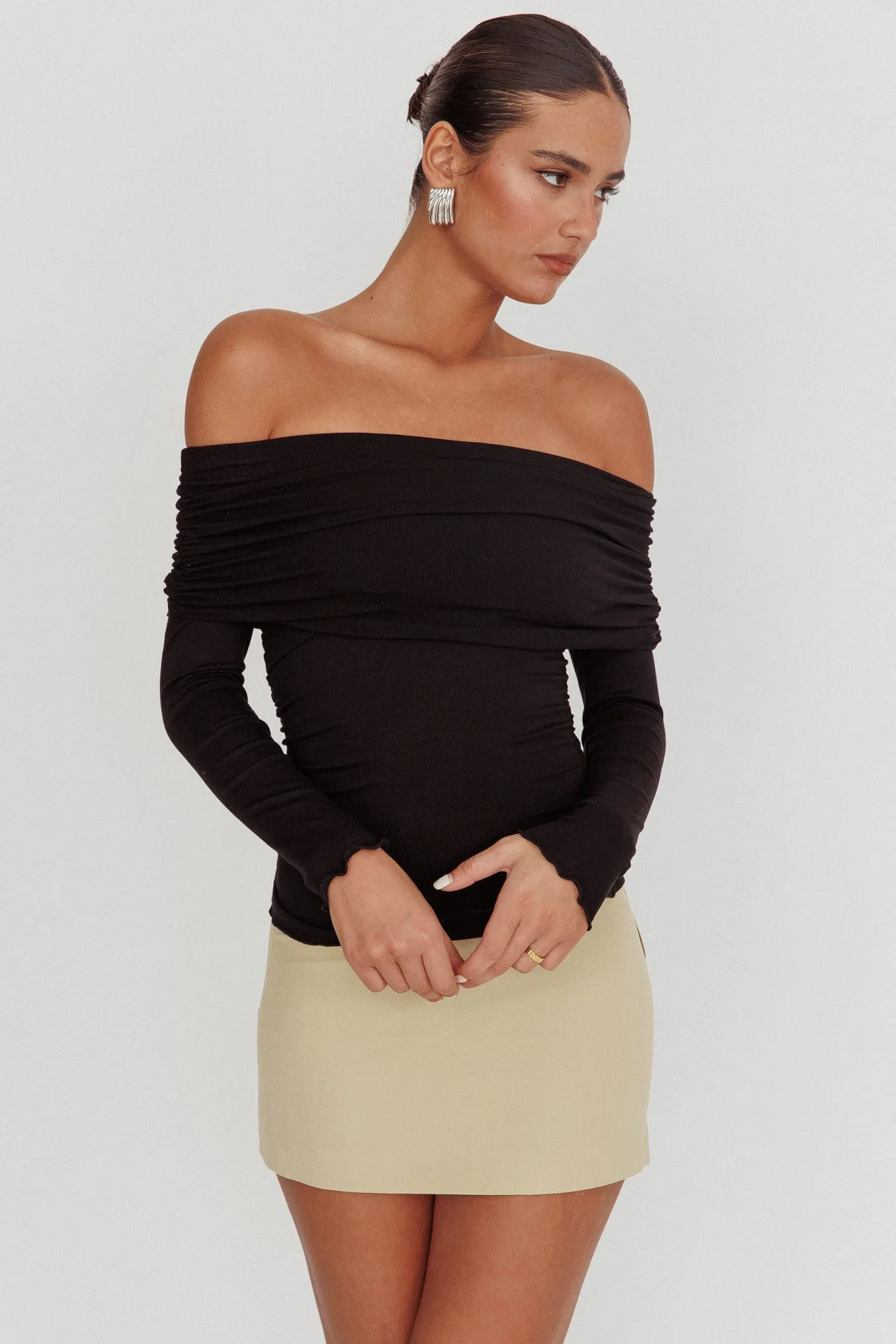 Ricki Off-Shoulder Long Sleeve Top Black