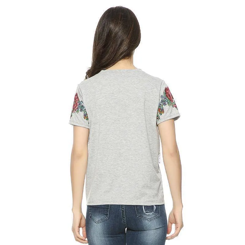 Tassel Embroidery Tshirt with movement