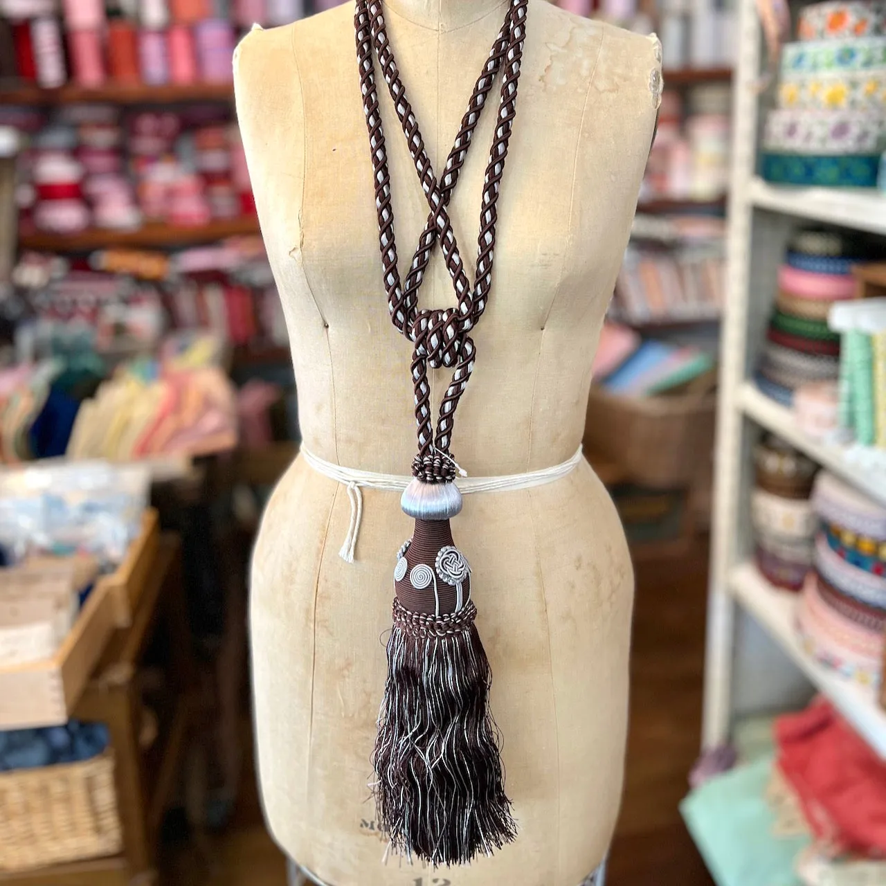 Tieback Tassel 12" Mocha Ice