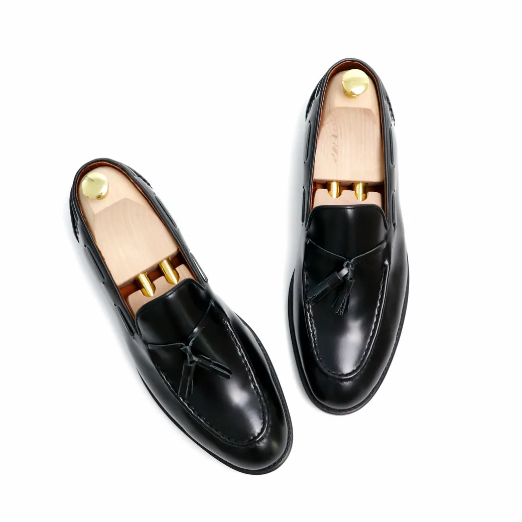 VELVET TASSEL LOAFERS MOC TOE MATTE BLACK