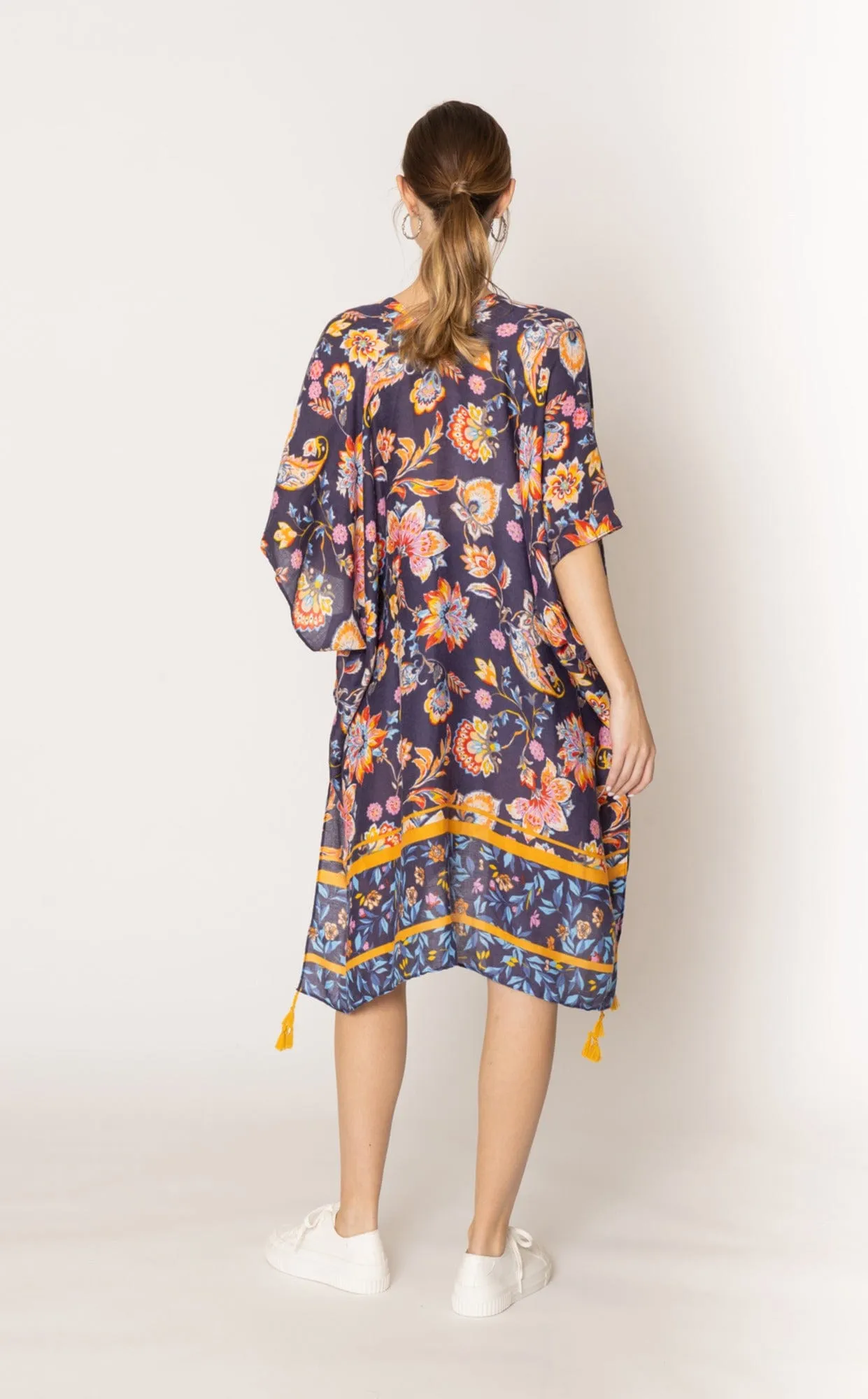 WLK410011 Leilani Floral Print Kimono With Tassels