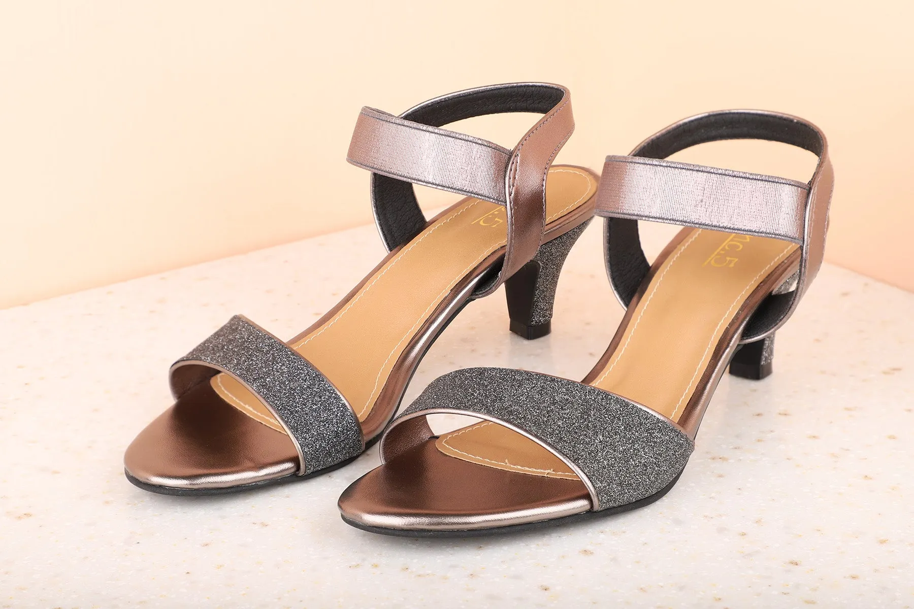 Women Gun Metal Toned Kitten Sandals