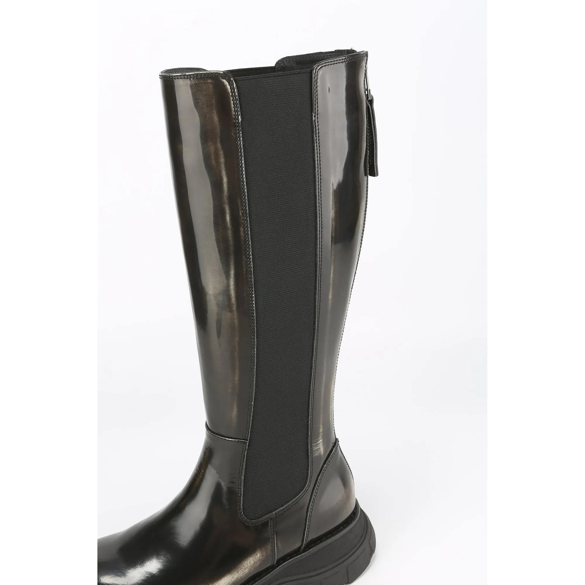 Women Knee-High Chelsea Boots - Brown